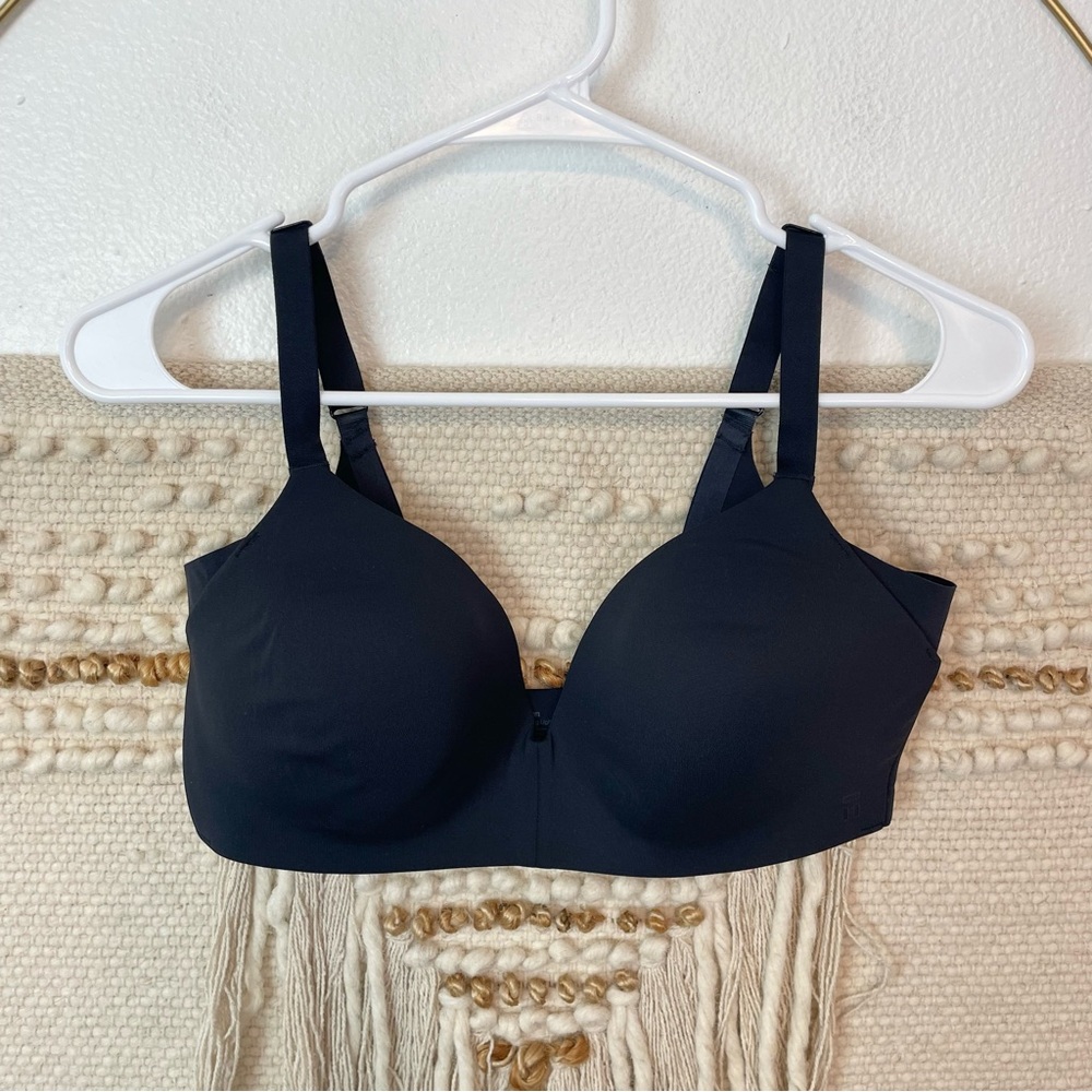 Tommy John Comfort Smoothing Lightly Lined Wireless Bra 34d